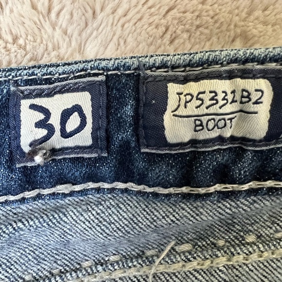 Miss Me Embellished Distressed Boot Cut Blue Jeans - Size 30 - Picture 11 of 16